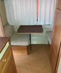 Roulotte Adria  Confort 400 Roulotte Adria  Confort 400