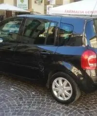 Renault gran modus 1.2benzina Renault gran modus 1.2benzina