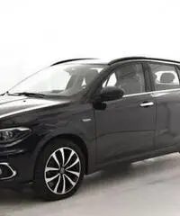 FIAT Tipo 1.6 Mjt S&S DCT SW Lounge FIAT Tipo 1.6 Mjt S&S DCT SW Lounge