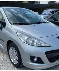 PEUGEOT 207 1.4 HDi 70CV FAP 5p. X Line PEUGEOT 207 1.4 HDi 70CV FAP 5p. X Line