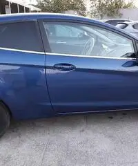 FORD Fiesta 6ª serie Bs - 2010 FORD Fiesta 6ª serie Bs - 2010
