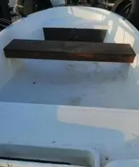 Barca in vetroresina