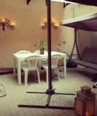 vendesi appartamento con terrazzina vendesi appartamento con terrazzina