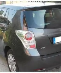 TOYOTA Verso 2.0 D 126cv 7 POSTI + GANCIO TRAINO TOYOTA Verso 2.0 D 126cv 7 POSTI + GANCIO TRAINO
