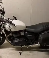 Moto Triumph Moto Triumph