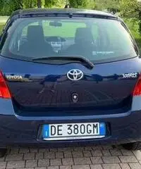 TOYOTA Yaris 1.3 benzina unico proprietario perfet TOYOTA Yaris 1.3 benzina unico proprietario perfet