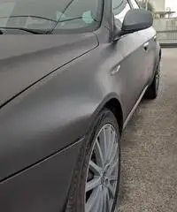 Ska mbio alfa 159 Ska mbio alfa 159