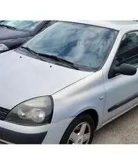 Clio dci 1.5 04 leggi bene Clio dci 1.5 04 leggi bene