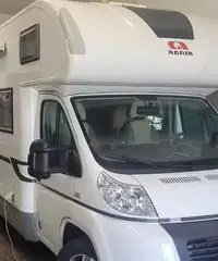 Adria con gancio traino Adria con gancio traino
