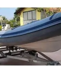 Gommone motore carrello