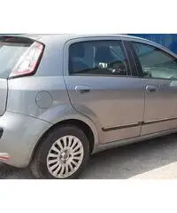 FIAT Punto Evo BENZINA GPL OK NEOPATENTATI FIAT Punto Evo BENZINA GPL OK NEOPATENTATI