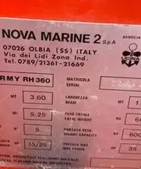 Gommone senza motore Gommone senza motore