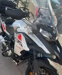 Benelli TRK 500 Benelli TRK 500