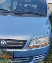 FIAT Multipla 1.6 16V Natural Power Active FIAT Multipla 1.6 16V Natural Power Active