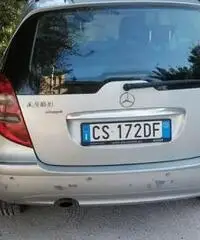 Mercedes classe A 180CD colore grigio