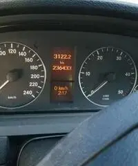 Mercedes classe A 180CD colore grigio Mercedes classe A 180CD colore grigio