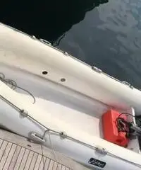 Gommone e motore Honda 15cv come nuovo Gommone e motore Honda 15cv come nuovo