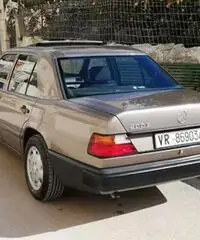 Vendita Mercedes 200 E 1988