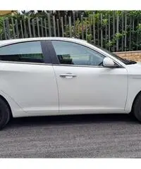 ALFA ROMEO Giulietta 1.6 JTD 105 CV ALFA ROMEO Giulietta 1.6 JTD 105 CV