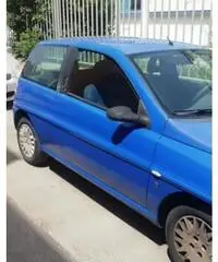 Lancia Y elefantino Lancia Y elefantino