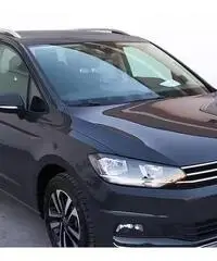 Volkswagen Touran 1.5 TSI 150CV UNITED DSG AUTOMAT Volkswagen Touran 1.5 TSI 150CV UNITED DSG AUTOMAT