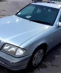 Mercedes classe c200 2.2 cdi cv 100 classic Mercedes classe c200 2.2 cdi cv 100 classic