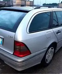 Mercedes classe c200 2.2 cdi cv 100 classic Mercedes classe c200 2.2 cdi cv 100 classic
