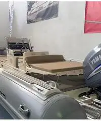 Gommone Bwa 750 limited edition con Yamaha 225 Gommone Bwa 750 limited edition con Yamaha 225