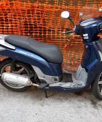 Moto kymco peaple 200 Moto kymco peaple 200