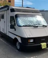 Motorhome 6 posti Motorhome 6 posti