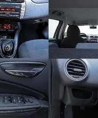 FIAT Bravo 1.6 Mjt 120cv Emotion E5 FIAT Bravo 1.6 Mjt 120cv Emotion E5