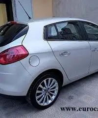FIAT Bravo 1.6 Mjt 120cv Emotion E5 FIAT Bravo 1.6 Mjt 120cv Emotion E5