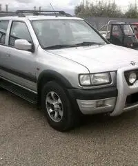 Opel Frontera 4x4 2.2 DTi 5p. edition 2000
