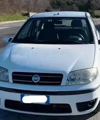 FIAT Punto 1.3 M-JET Dynamic FIAT Punto 1.3 M-JET Dynamic