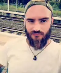 Impiegato e tutto fare Impiegato e tutto fare