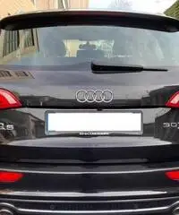 AUDI Q5 3.0 Tdi Quattro S-Line