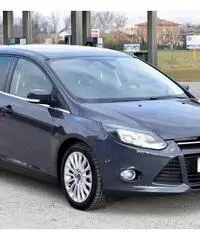 Ford focus titanium