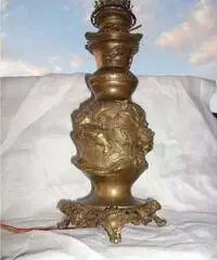 Antica lampada di bronzo - Roma