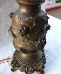 Antica lampada di bronzo - Roma