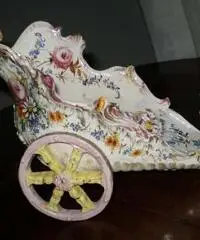 Raffinata ceramica “Carro con uccelli” di Nove '800 - Vicenza Raffinata ceramica “Carro con uccelli” di Nove '800 - Vicenza