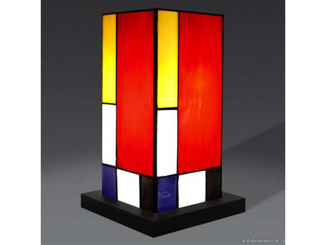 Lampada colonna Mondrian - Brescia