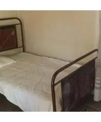 Camera da letto completa antica fine 800 - Campania Camera da letto completa antica fine 800 - Campania