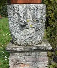 Vasi in pietra primi 1900 - Vicenza Vasi in pietra primi 1900 - Vicenza