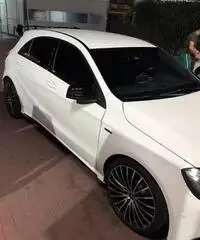 MERCEDES Classe A (W176) - 2017 MERCEDES Classe A (W176) - 2017