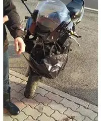 Suzuki gsx650f incidentata