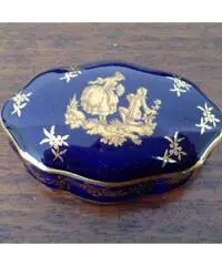 Scatolina in porcellana di Limoges - Roma Scatolina in porcellana di Limoges - Roma