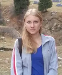 Anna, 37 anni Anna, 37 anni