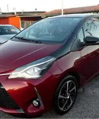 Toyota yaris 1.5 trend red edition hybrid