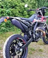 NUOVO MOTARD Rieju MRT 50 NERO RACING