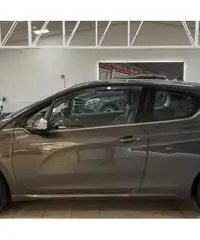 Peugeot 208 3p 1.2 (vti) 12v 82CV per neopatentati